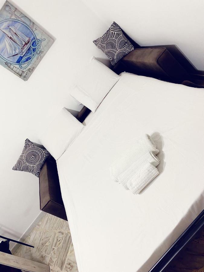 Dimora Di Giada Apartment Brindisi Luaran gambar